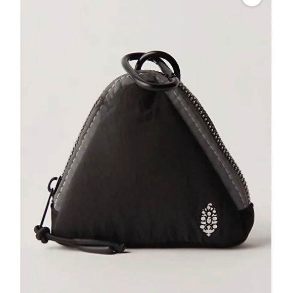 FP Movement by Free People Handbags - FP Movement Altitude Multi Mini Pouch Black Wallet hiking sporty New NWT Outdoor